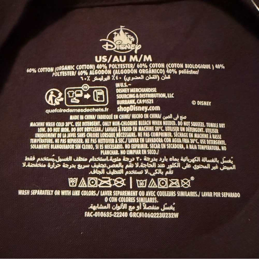 Walt Disney World Black Mickey Mouse and Friends Long Sleeve Tee-Shirt. Medium - Picture 3 of 3
